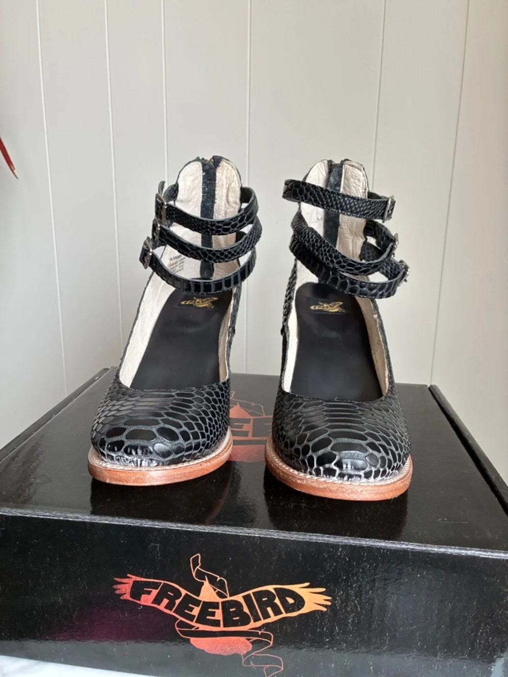 Freebird Randi never worn - Picture 2 of 5